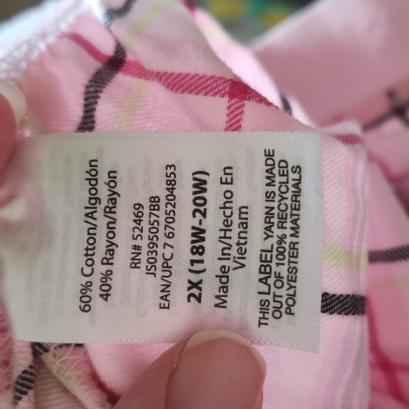 Women's Joyspun short sleeves & short bottom size 2x (18w-20x) Pink - Picture 9 of 13